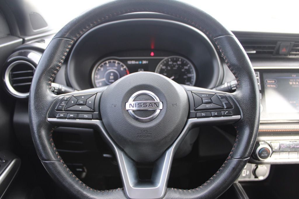 2020 Nissan Kicks SR