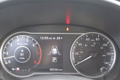 2020 Nissan Kicks SR