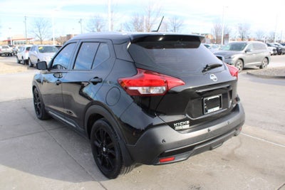 2020 Nissan Kicks SR