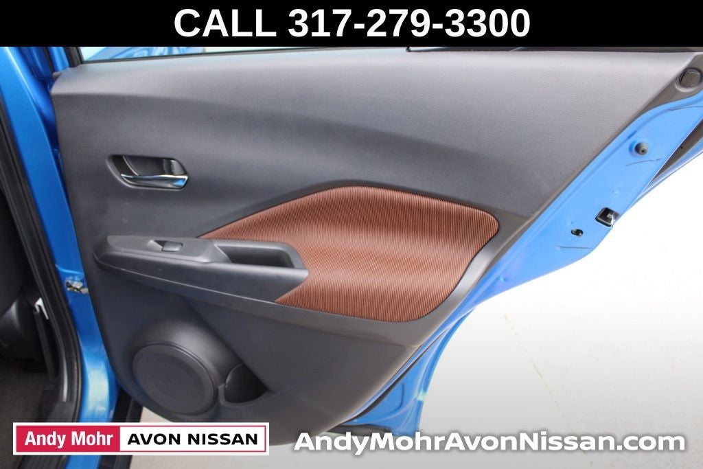 2022 Nissan Kicks SR