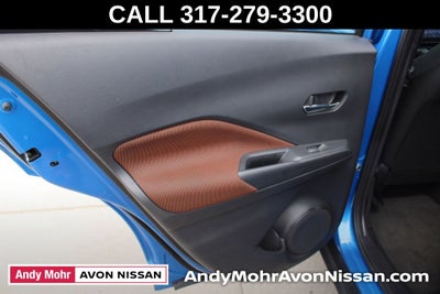 2022 Nissan Kicks SR