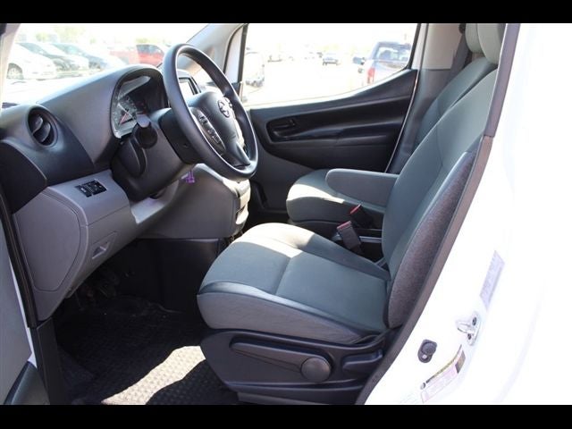 2021 Nissan NV200 SV