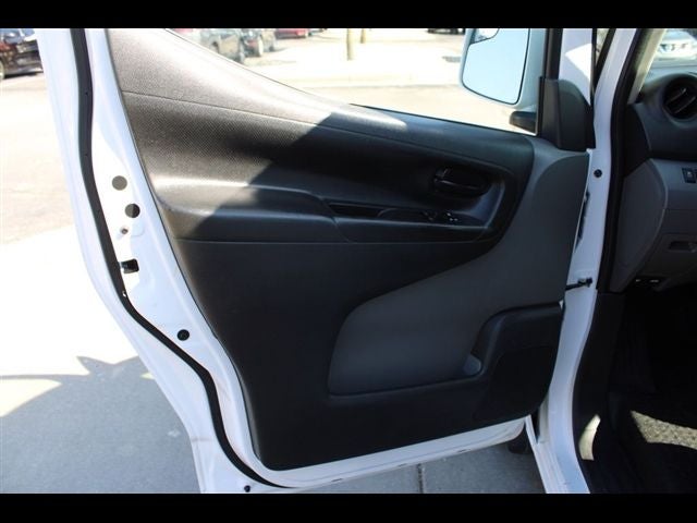 2021 Nissan NV200 SV