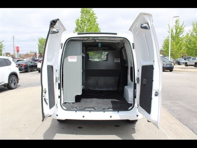 2021 Nissan NV200 SV