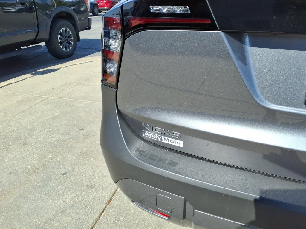 2027 Nissan Kicks SV