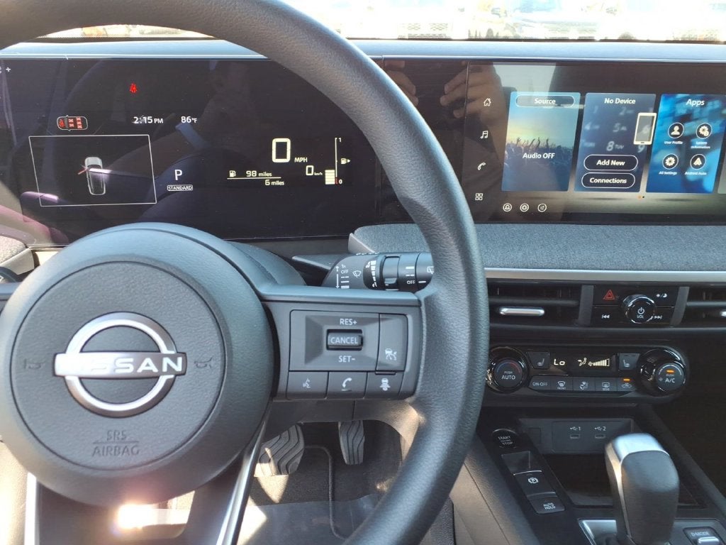 2027 Nissan Kicks SV