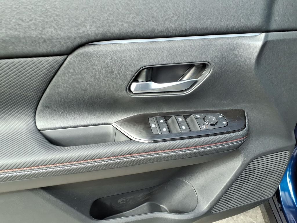 2027 Nissan Kicks SR