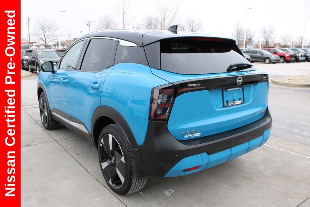 2025 Nissan Kicks SR