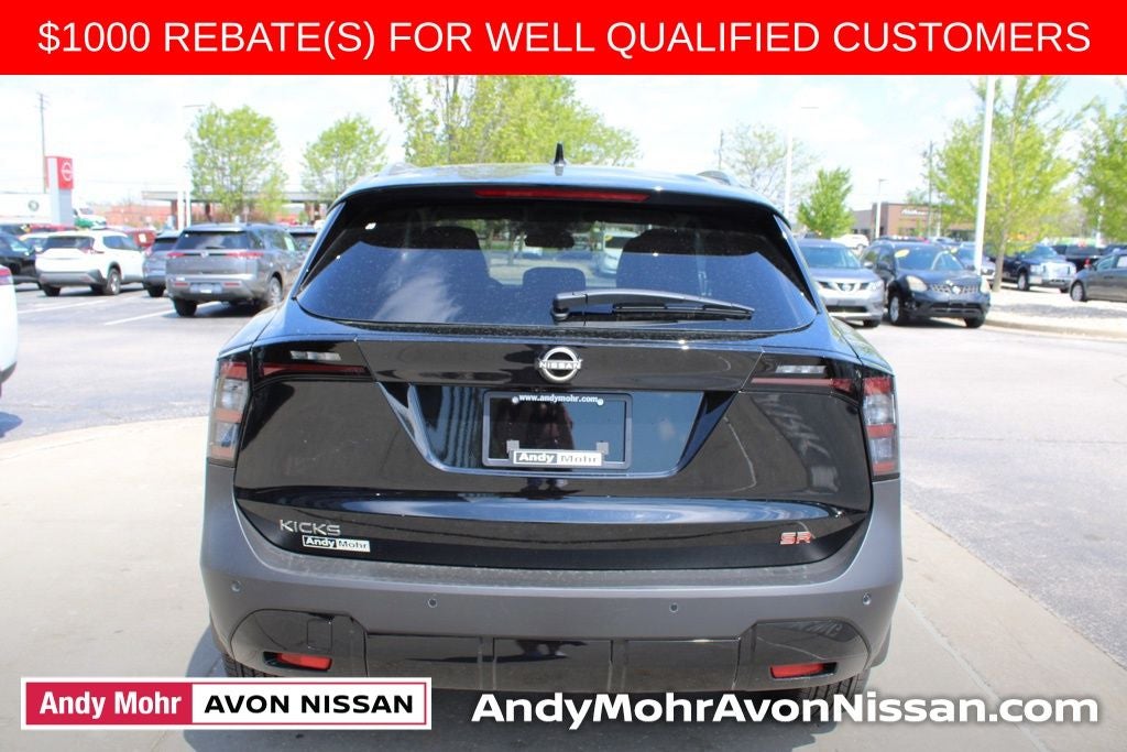 2026 Nissan Kicks SR