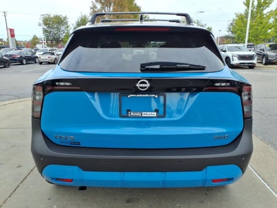 2027 Nissan Kicks SR