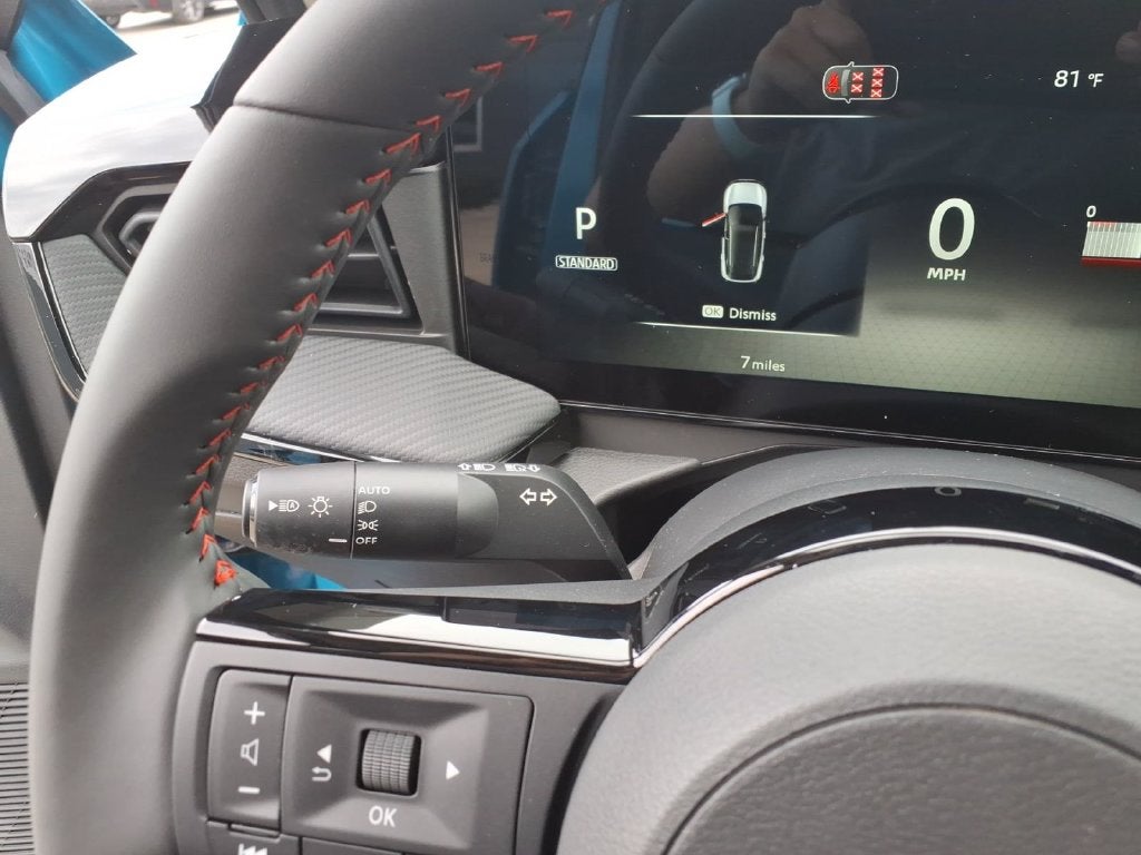 2027 Nissan Kicks SR