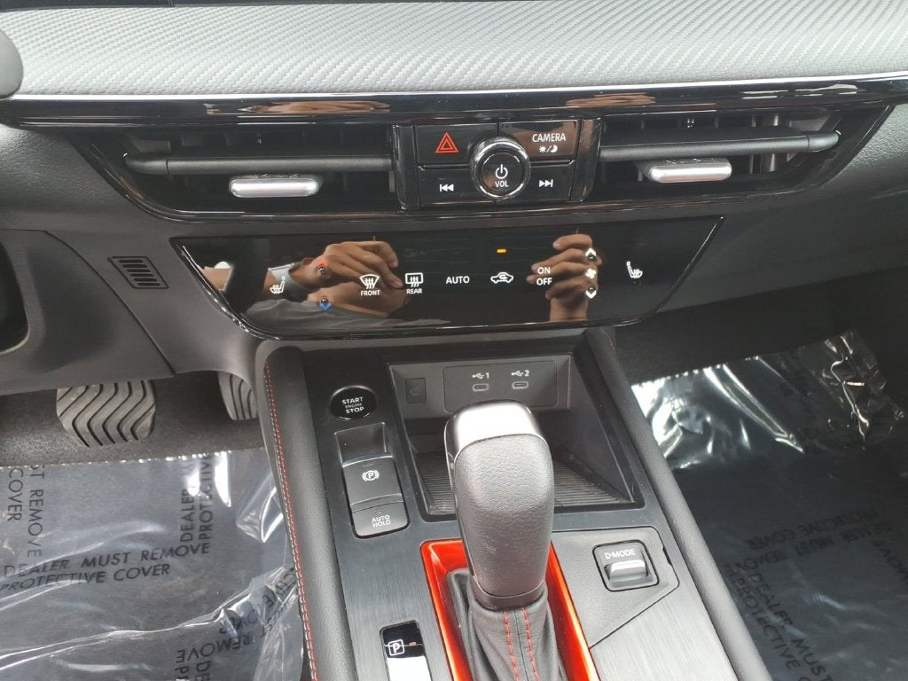 2027 Nissan Kicks SR