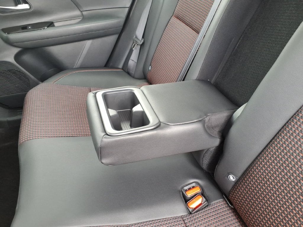 2027 Nissan Kicks SR