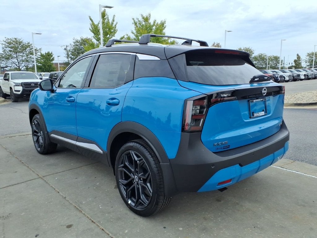 2027 Nissan Kicks SR