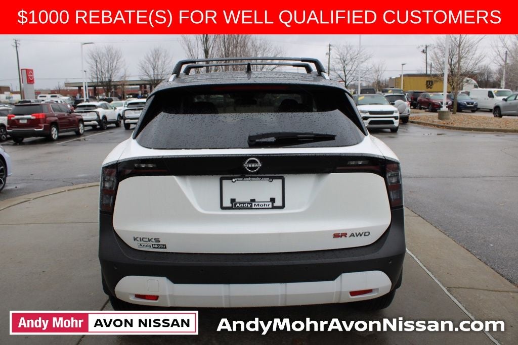 2026 Nissan Kicks SR