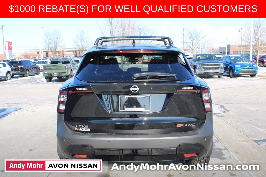 2026 Nissan Kicks SR