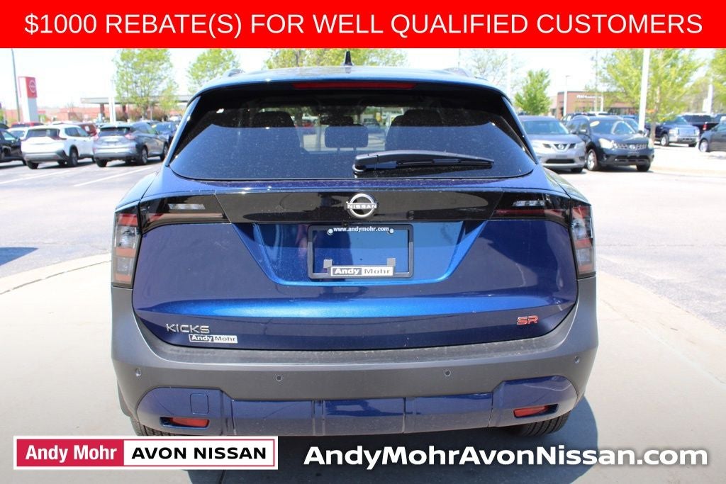 2026 Nissan Kicks SR