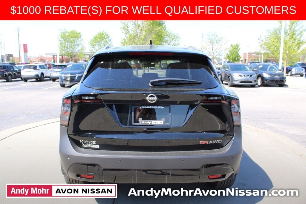 2026 Nissan Kicks SR