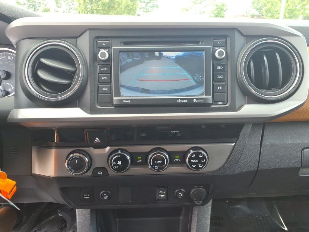 2017 Toyota Tacoma SR5 V6