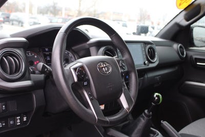 2022 Toyota Tacoma TRD Off-Road V6