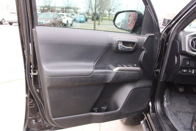 2022 Toyota Tacoma TRD Off-Road V6