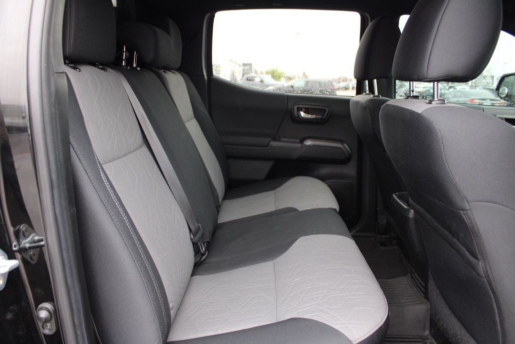 2022 Toyota Tacoma TRD Off-Road V6