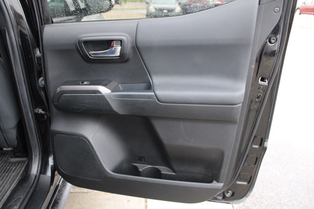 2022 Toyota Tacoma TRD Off-Road V6