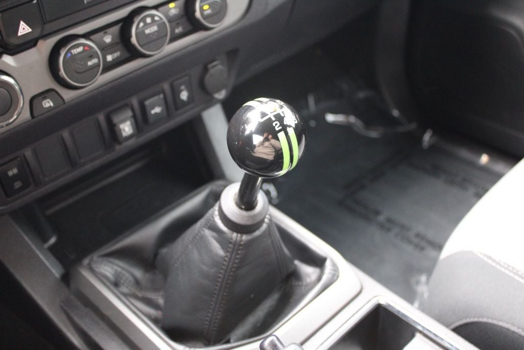 2022 Toyota Tacoma TRD Off-Road V6