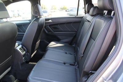 2022 Volkswagen Tiguan 2.0T SE R-Line Black