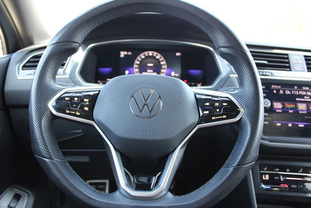 2022 Volkswagen Tiguan 2.0T SE R-Line Black