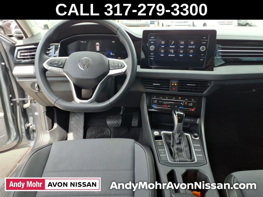 2025 Volkswagen Jetta 1.5T SE