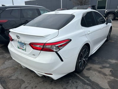 2019 Toyota Camry SE