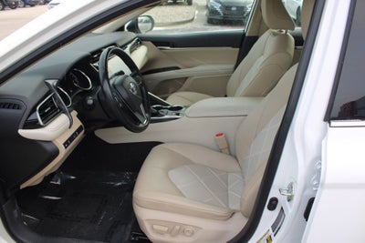 2019 Toyota Camry XLE