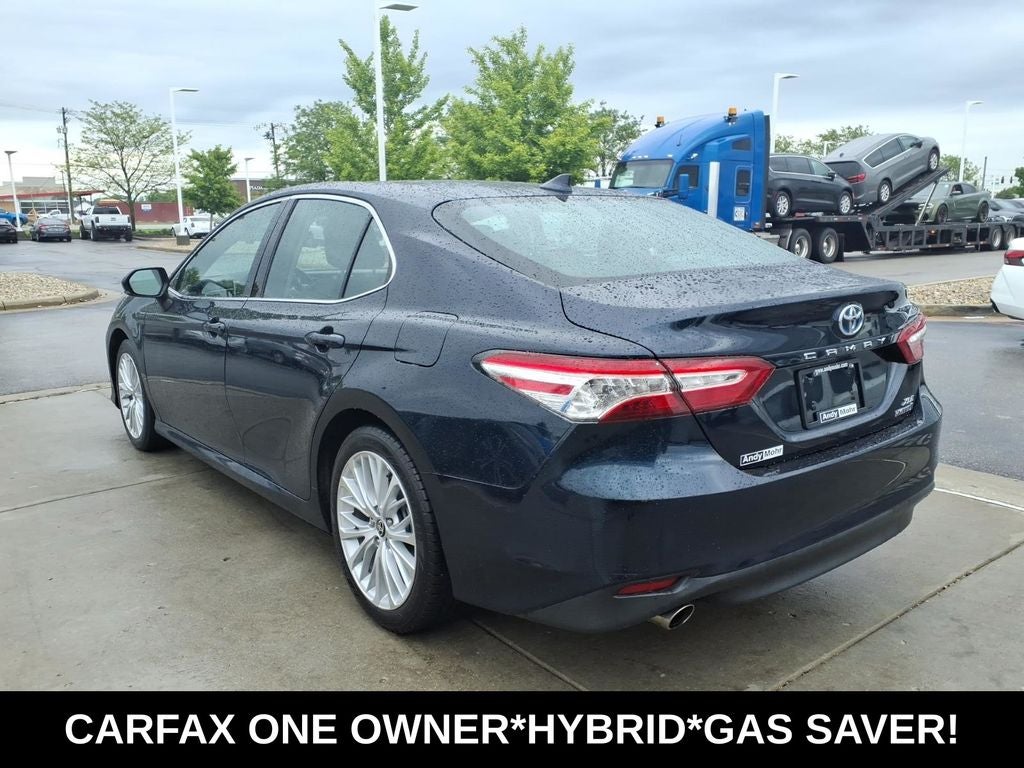 2020 Toyota Camry Hybrid XLE