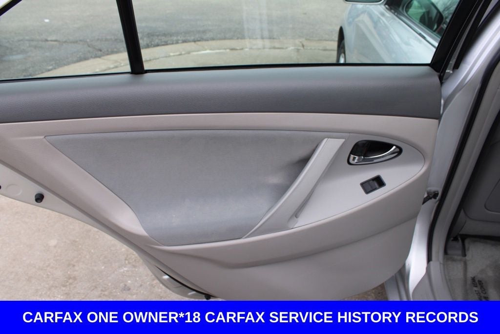 2009 Toyota Camry LE