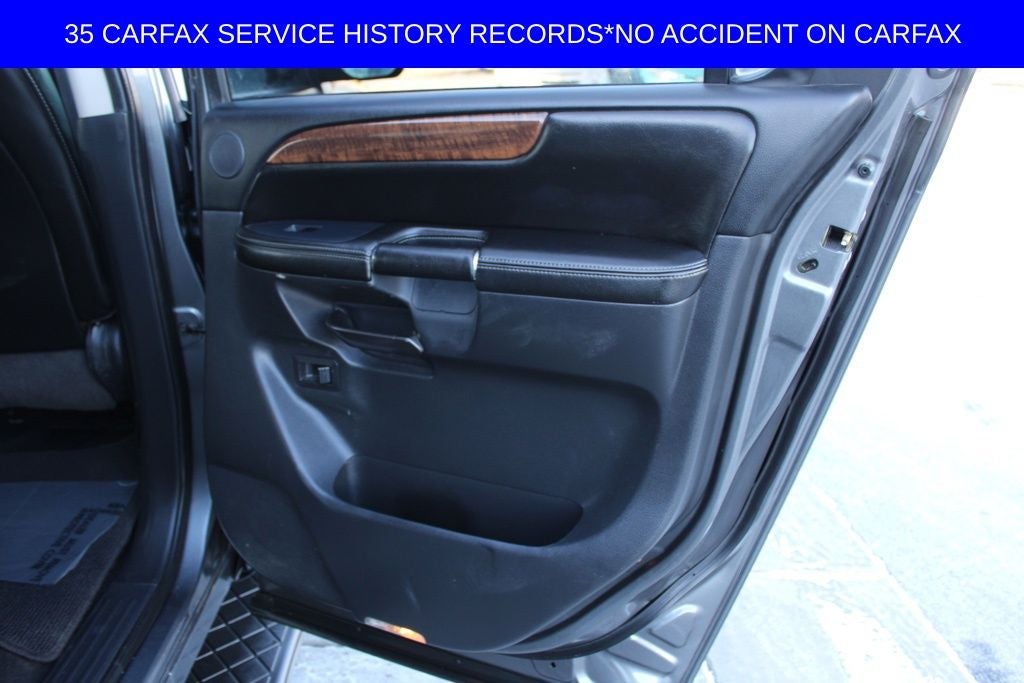 2013 Nissan Armada Platinum