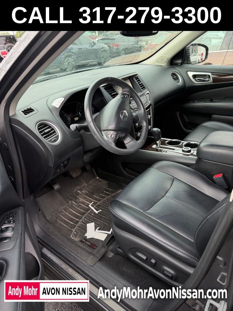 2015 Nissan Pathfinder SL