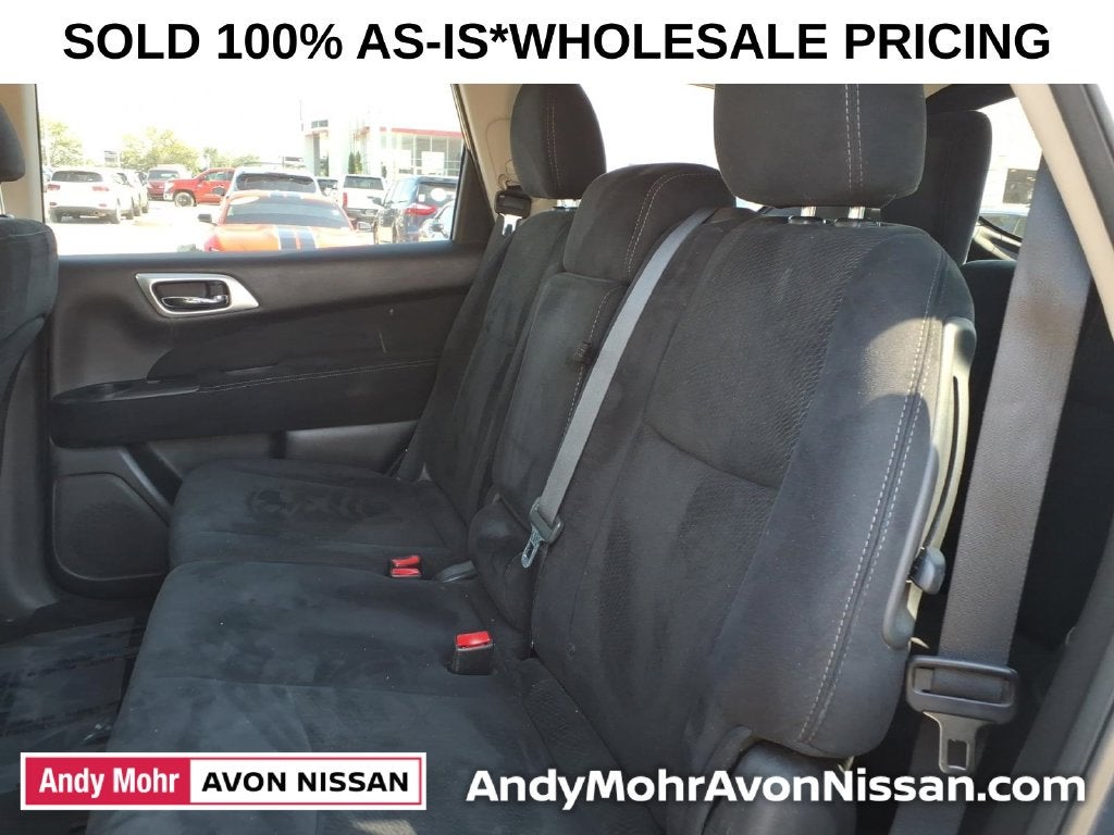 2015 Nissan Pathfinder SV