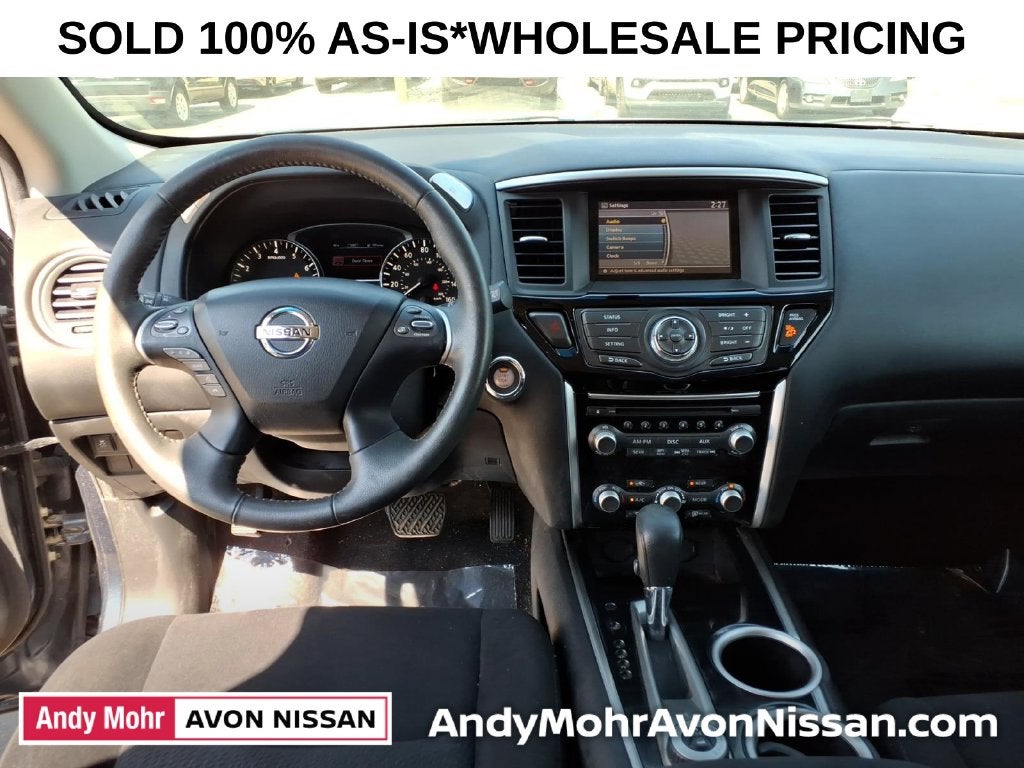 2015 Nissan Pathfinder SV