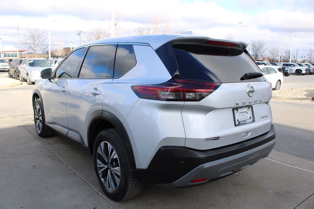2021 Nissan Rogue SV