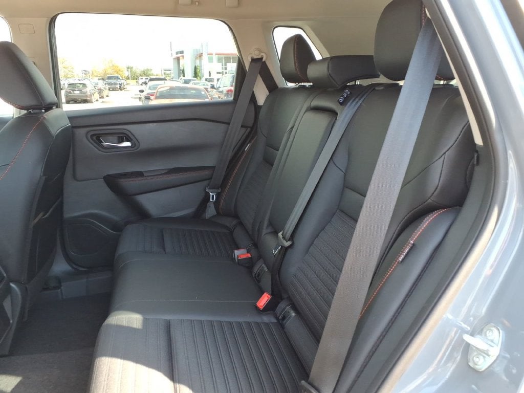 2027 Nissan Rogue Rock Creek