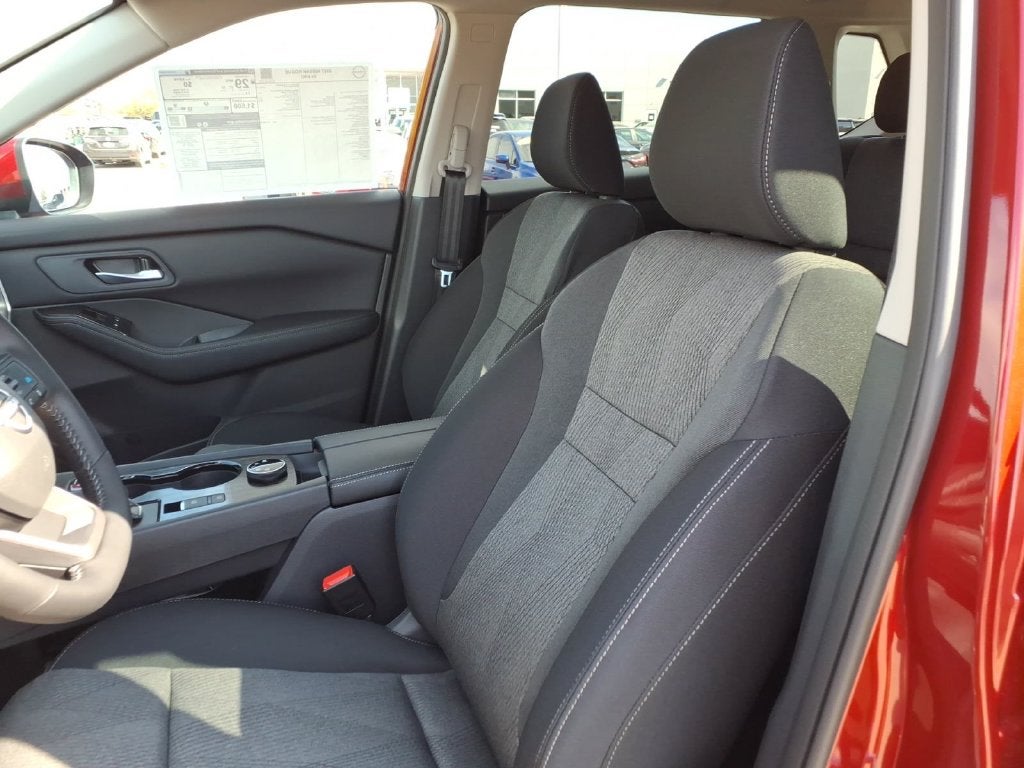 2027 Nissan Rogue SV