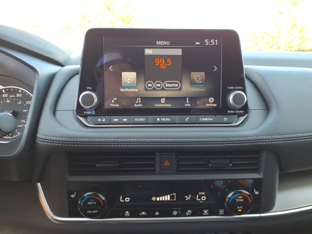 2027 Nissan Rogue SV