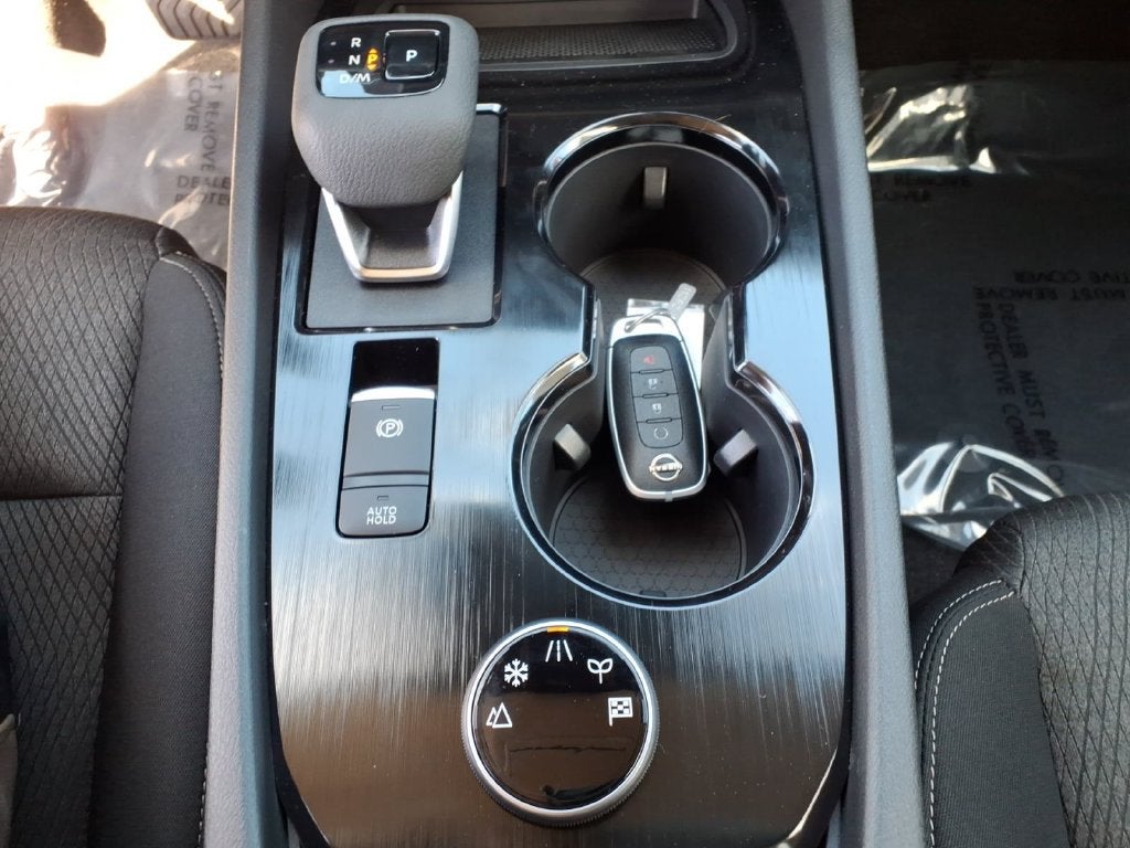 2027 Nissan Rogue SV