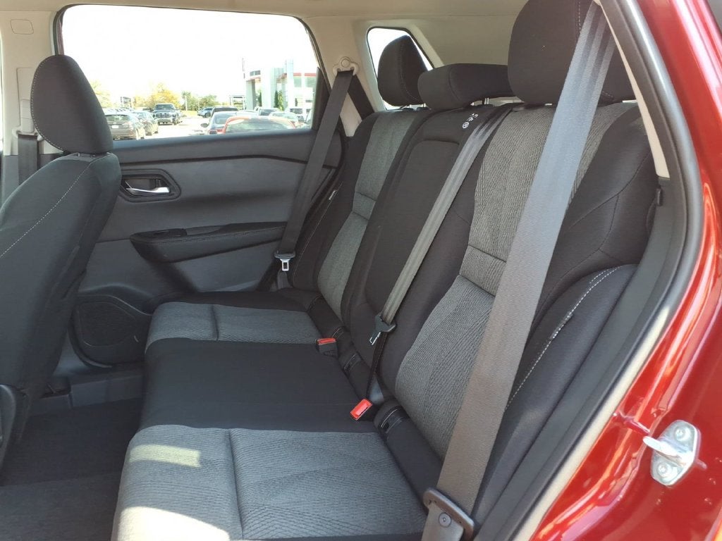 2027 Nissan Rogue SV