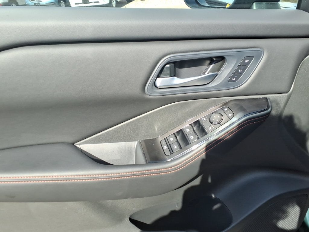 2027 Nissan Rogue Rock Creek