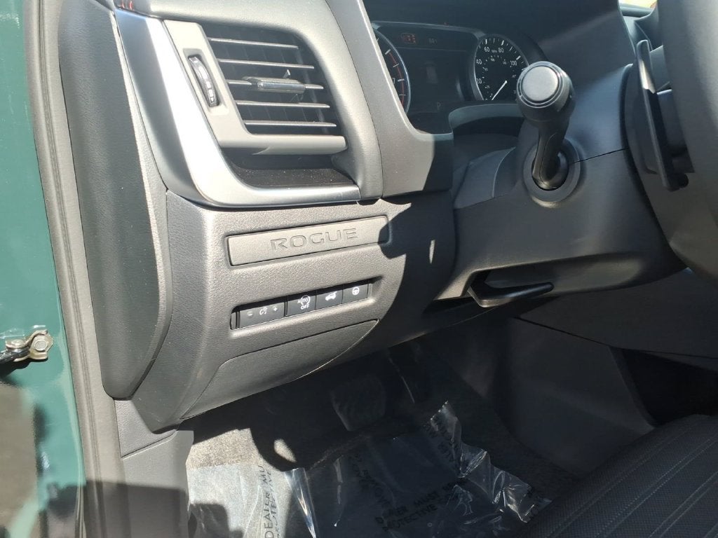 2027 Nissan Rogue Rock Creek