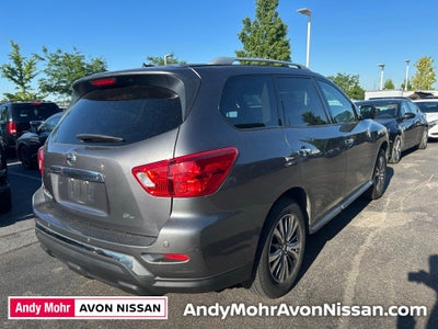 2017 Nissan Pathfinder SL