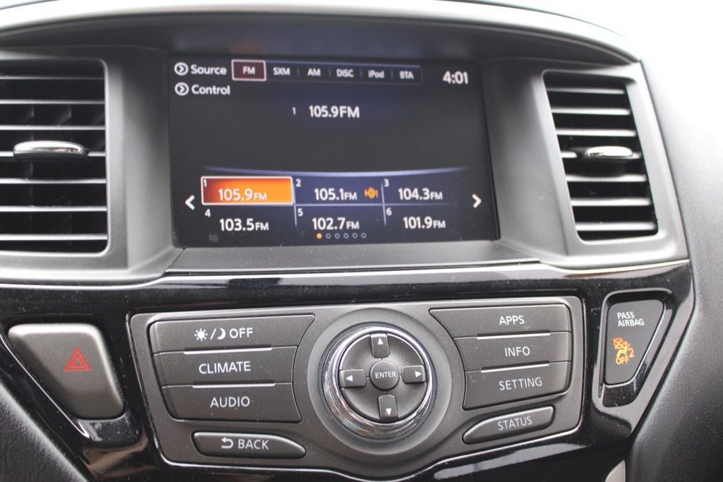 2019 Nissan Pathfinder S