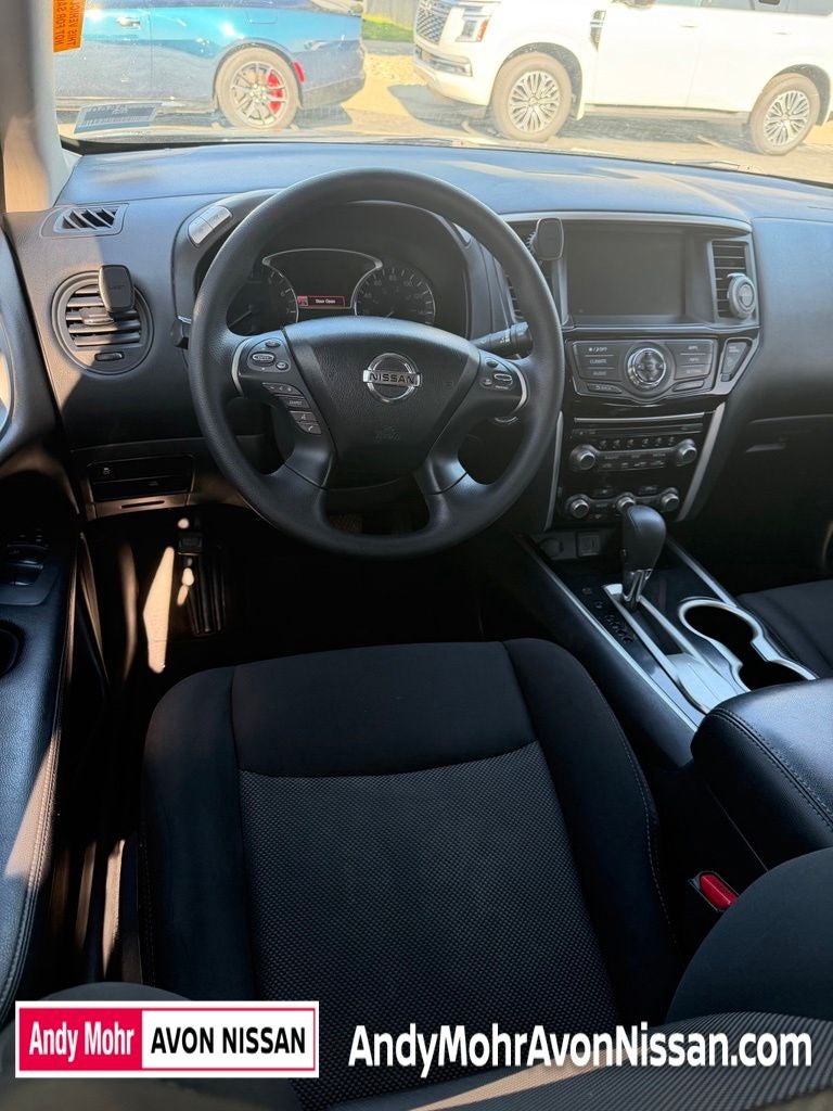 2019 Nissan Pathfinder S
